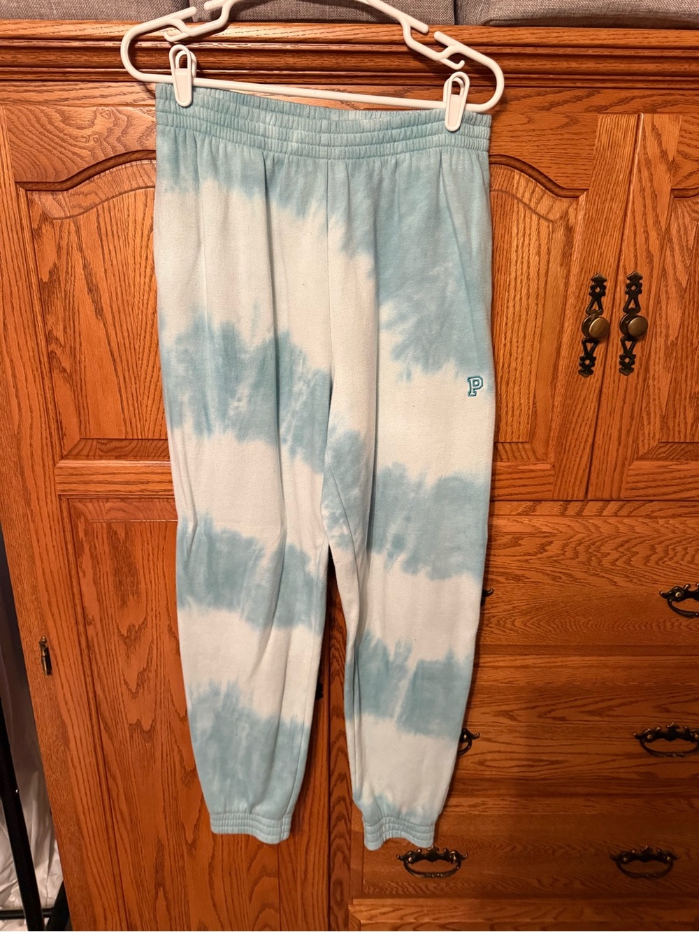 PINK Victoria's Secret Light Blue & White Tie-Dye Sweat Pants- P Logo